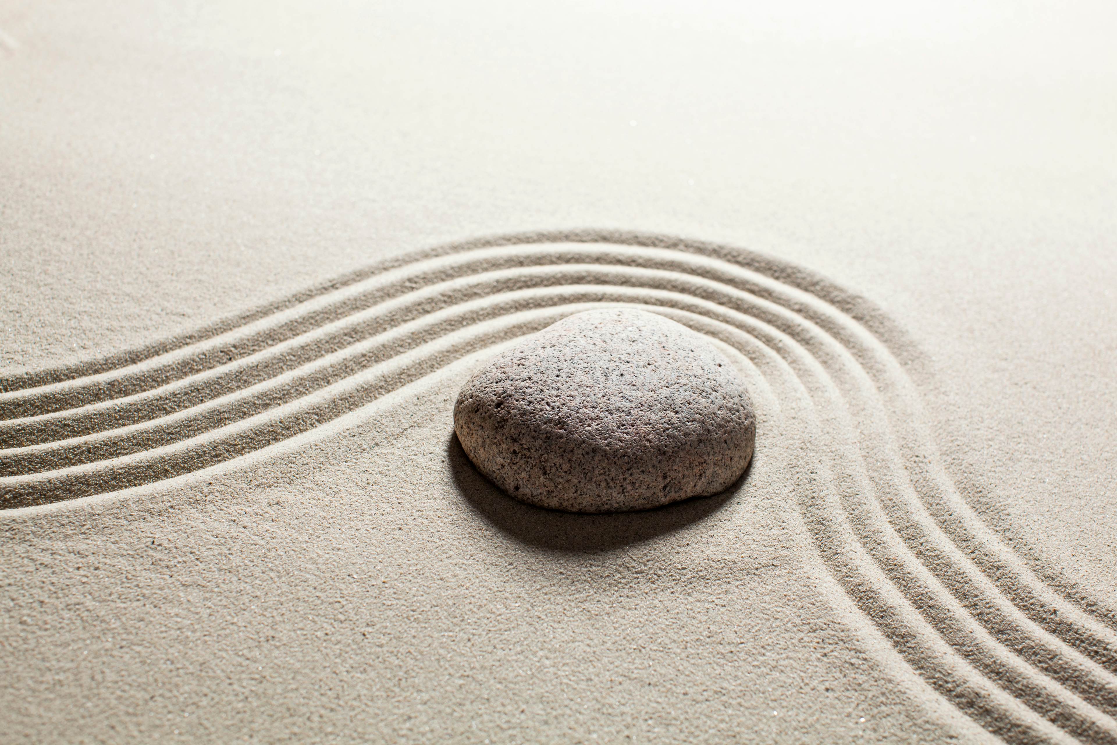 Self® massage wellness Zen white stones
