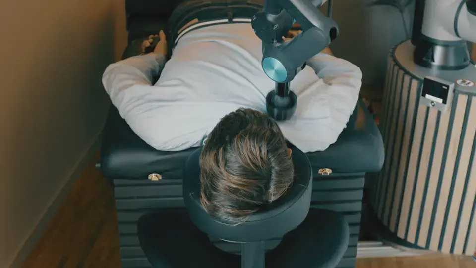 Overhead view of Self working along the body